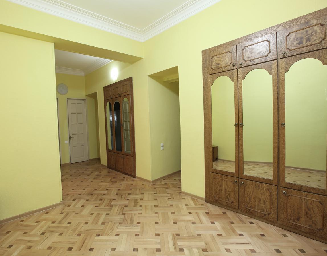 Apartment At Stalin House Tbilisi Zewnętrze zdjęcie